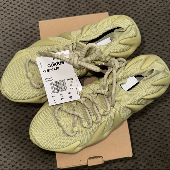Yeezy 450 ‘Resin’ - Picture 2 of 12